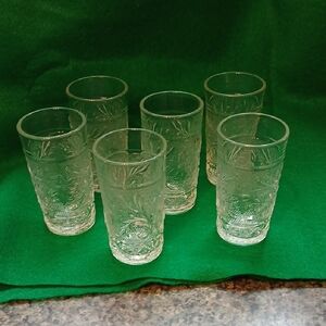 Elegant Sandwitch Glass  Set Of 6 Juice Glasses Vintage